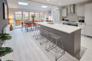 House - Host Stay Uggleby House Briggswath (Whitby)