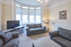 House | 5 bedrooms - Host Stay The Townhouse (Scarborough)