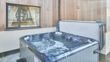 House | 3 bedrooms, soundproofing