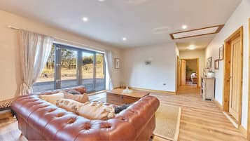 House | 3 bedrooms, soundproofing