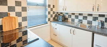 Host Stay Seas The Day