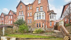 House - Host Stay The Garden Flat (Scarborough)