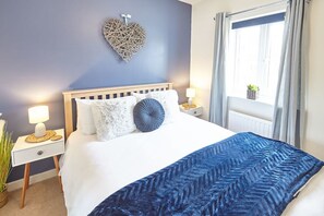 2 bedrooms - Host Stay Coach House Retreat (Whitby)