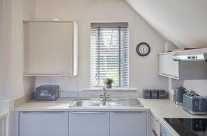 House - Host Stay Jet Cottage Spa Well (Whitby)