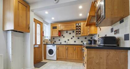 Host Stay Cummins Goings Cottage