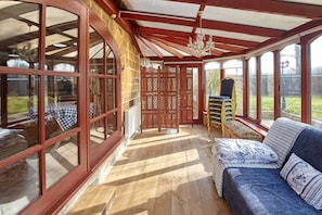 2 bedrooms - Host Stay The Arches Cottage (Saltburn-by-the-Sea)