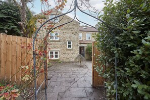 House | 3 bedrooms - Host Stay The Annexe The Old Brewery (Richmond)