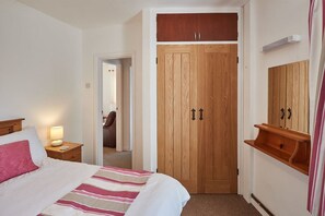 Hus | 1 soverom og skrivebord