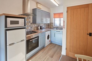 Hus | 1 soverom og skrivebord