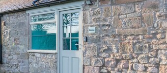 Host Stay No 4 Daisy Cottage