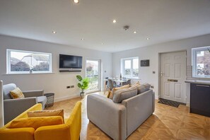 House | 2 bedrooms, Internet - Host Stay The Bach (Chathill)