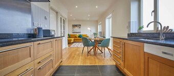 Host Stay Strathview