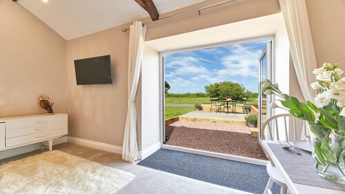 Host Stay The Pepper Pot