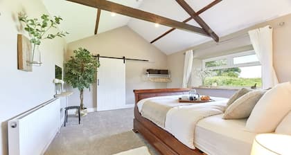 Host Stay The Pepper Pot