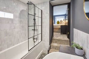 Ferienhaus | 6 Schlafzimmer, Schreibtisch