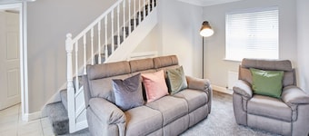 Host Stay Aynsley Mews