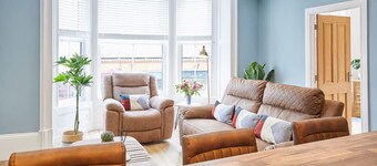 Host Stay The Seaside Escape