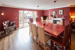 Maison | 6 chambres, bureau