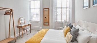 Host Stay Cheviot House