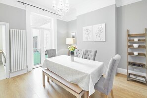 House - Host Stay Victorian Seahouse (Saltburn-by-the-Sea)