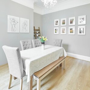 House | 5 bedrooms - Host Stay Victorian Seahouse (Saltburn-by-the-Sea)