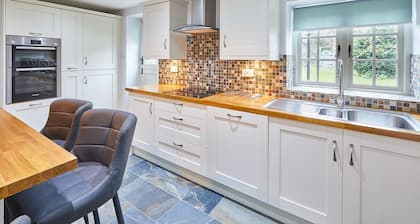 Host Stay Kenmore