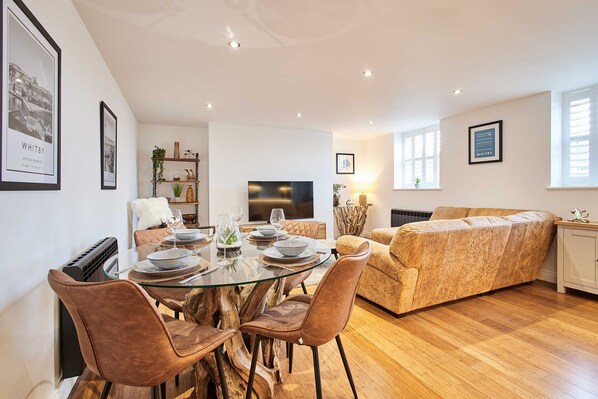 Apartment | 2 bedrooms - Host Stay Rest Assured (Whitby)