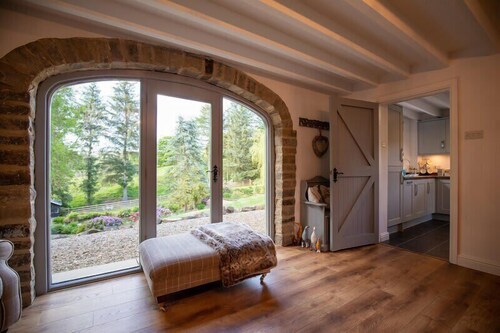 Host Stay Millfield Cottage