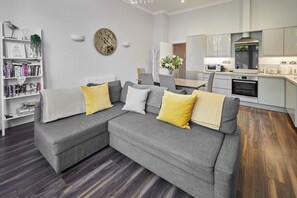 Apartment | Living area