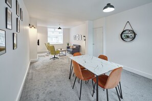 独立别墅 | 2 多间卧室