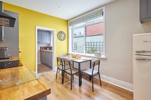 House - Host Stay Leaf Cottage (Seaham)