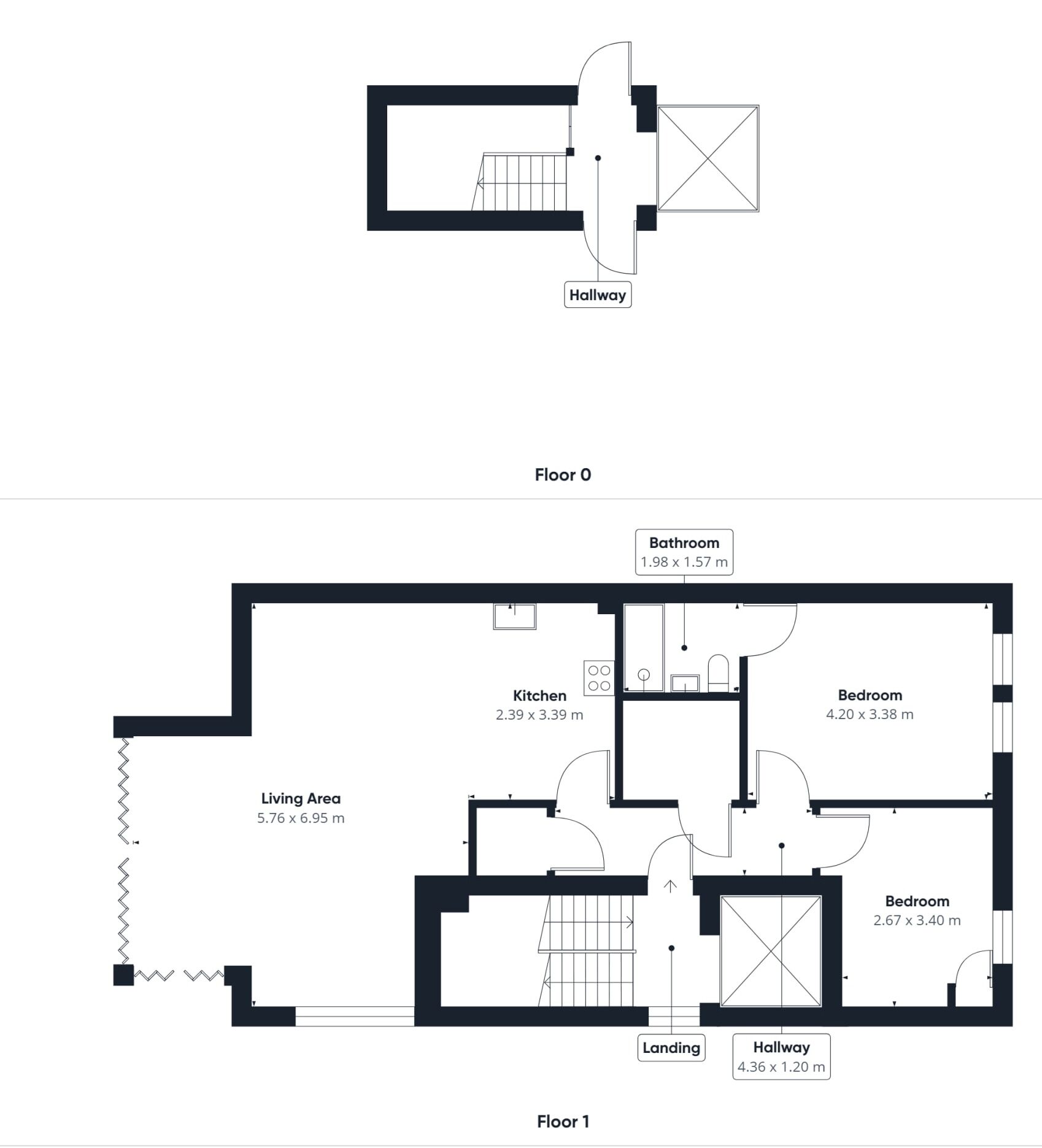 Plano de planta de un hotel que muestra una plataforma de acceso que conecta dos pisos. Incluye una sala de estar, cocina, dos baños y un pasillo.