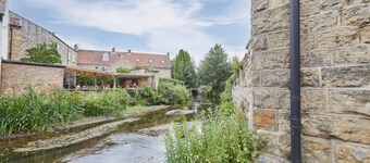 Host Stay Beckside