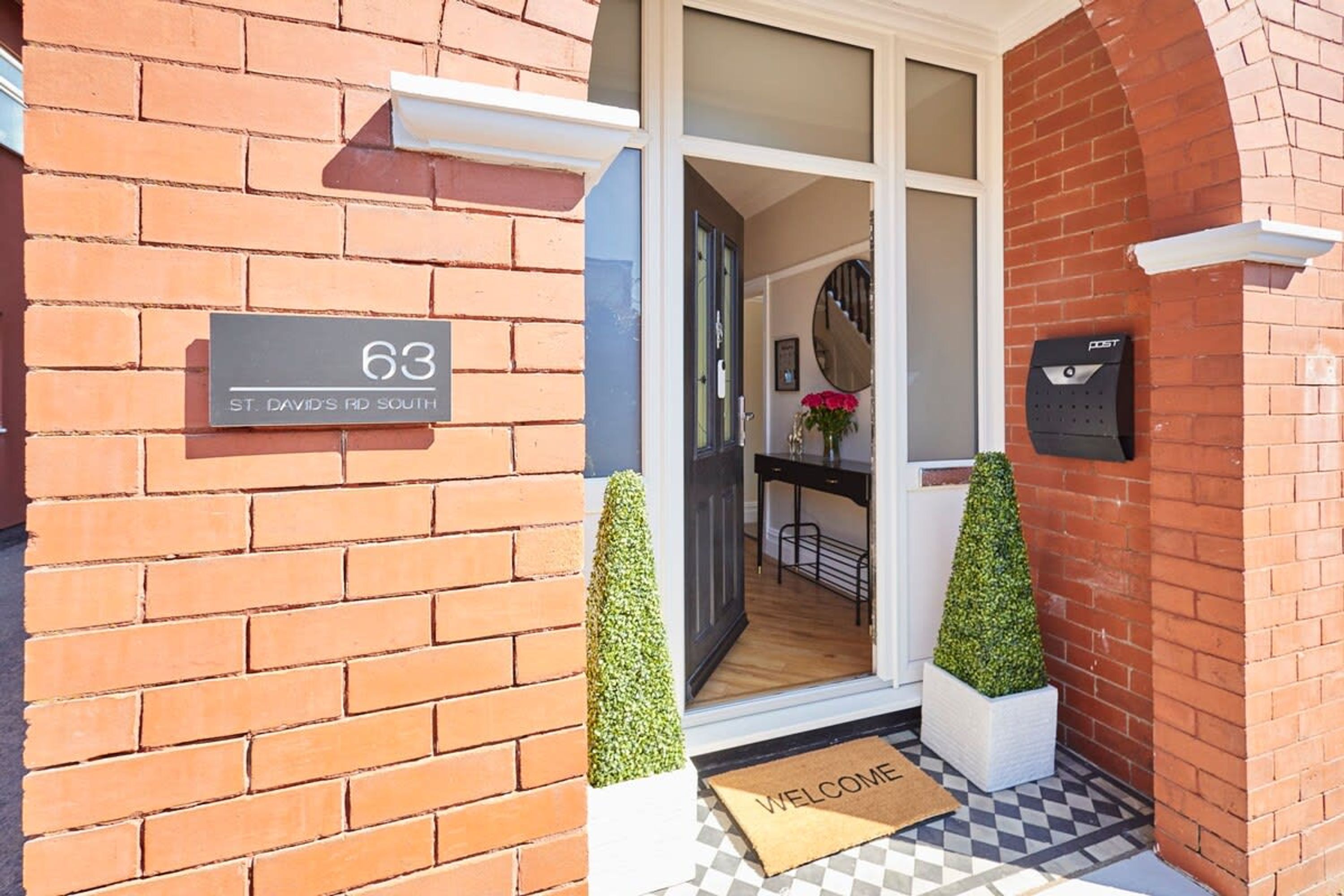 Rumah | 4 kamar tidur