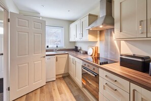 Casa | 2 dormitorios y escritorio