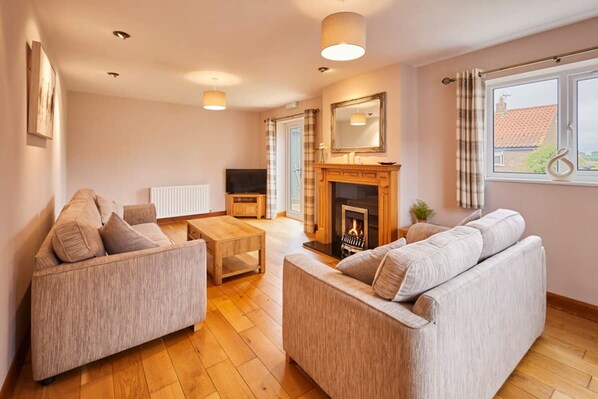 Studio | 2 bedrooms - Host Stay Dove Cottage (Pickering)