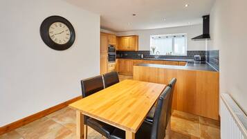 Studio | 2 bedrooms