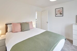 House - Host Stay Cayton Bay Cottage (Scarborough)