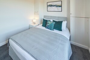 3 bedrooms - Host Stay Armitage Road (Redcar)