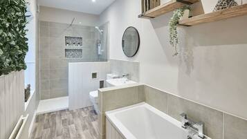 House | Bathroom