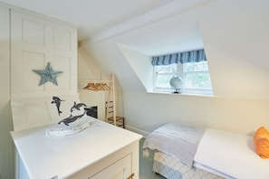 House - Host Stay 1 Coastguard Cottages (Scarborough)
