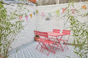 House | Terrace/patio
