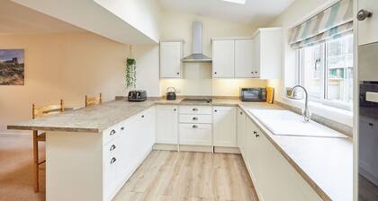 Host Stay Melody s Cottage