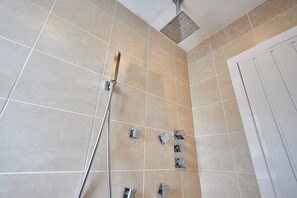 House | 2 bedrooms - Host Stay The Paddock (Bedlington)