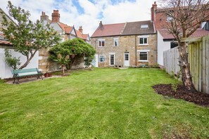 4 عدّة غرف نوم