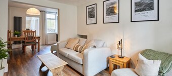 Host Stay Church View Cottage