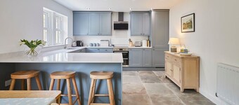 Host Stay Clackgill Cottage