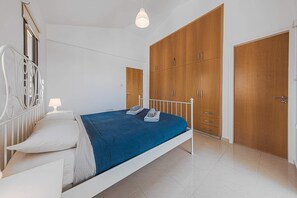 Villa | 3 bedrooms - Host Stay Sunset Villa (Kouklia)