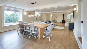 House | 6 bedrooms