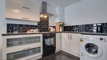 Kamar Standar (Cove Hideaway) | Dapur pribadi | Mesin espresso, mesin pembuat kopi/teh, dan ketel listrik